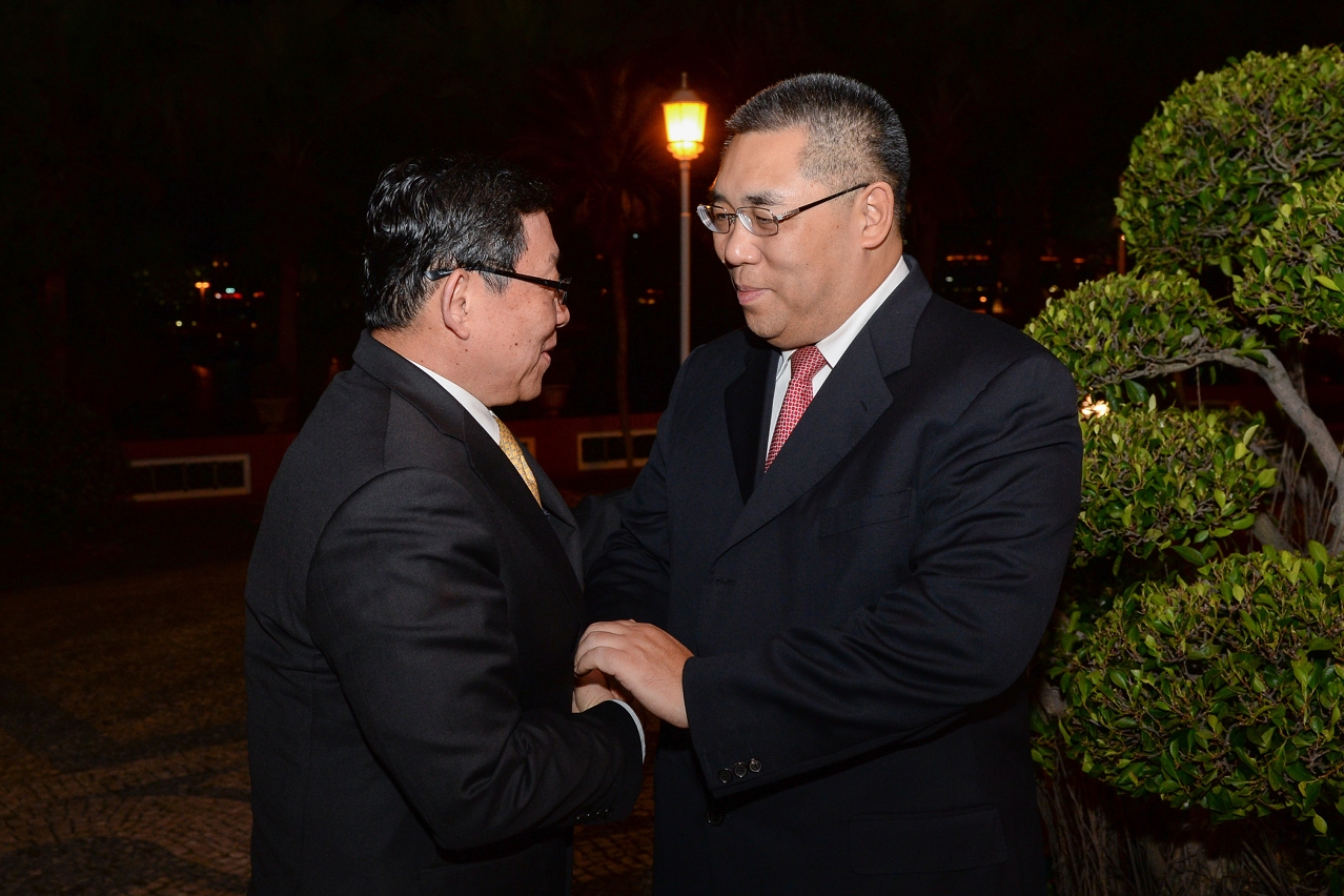 行政長官崔世安與海峽兩岸關係協會會長陳德銘會面