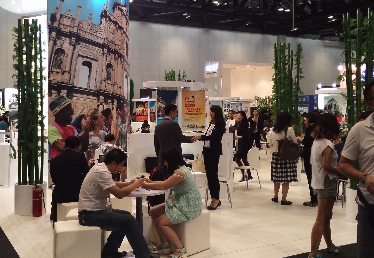 Networking occasion between hosted buyers and Macau trade delegates