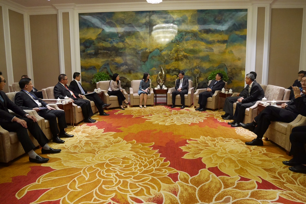 CNTA officials meet with major guests from Hong Kong and Macau