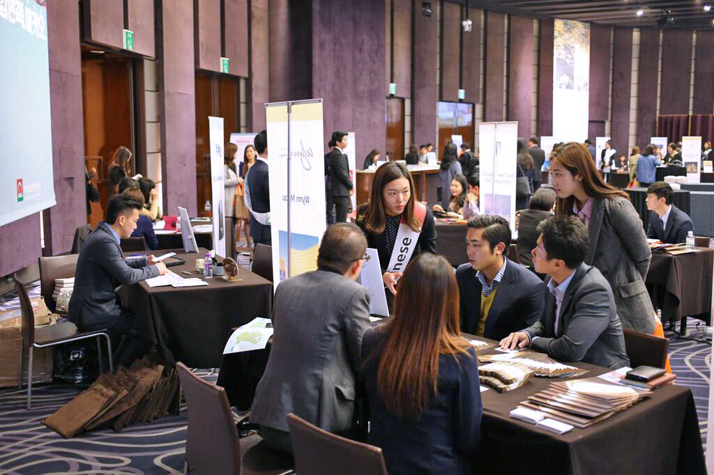 Macau and Korean travel trade conducting businesses at travel mart