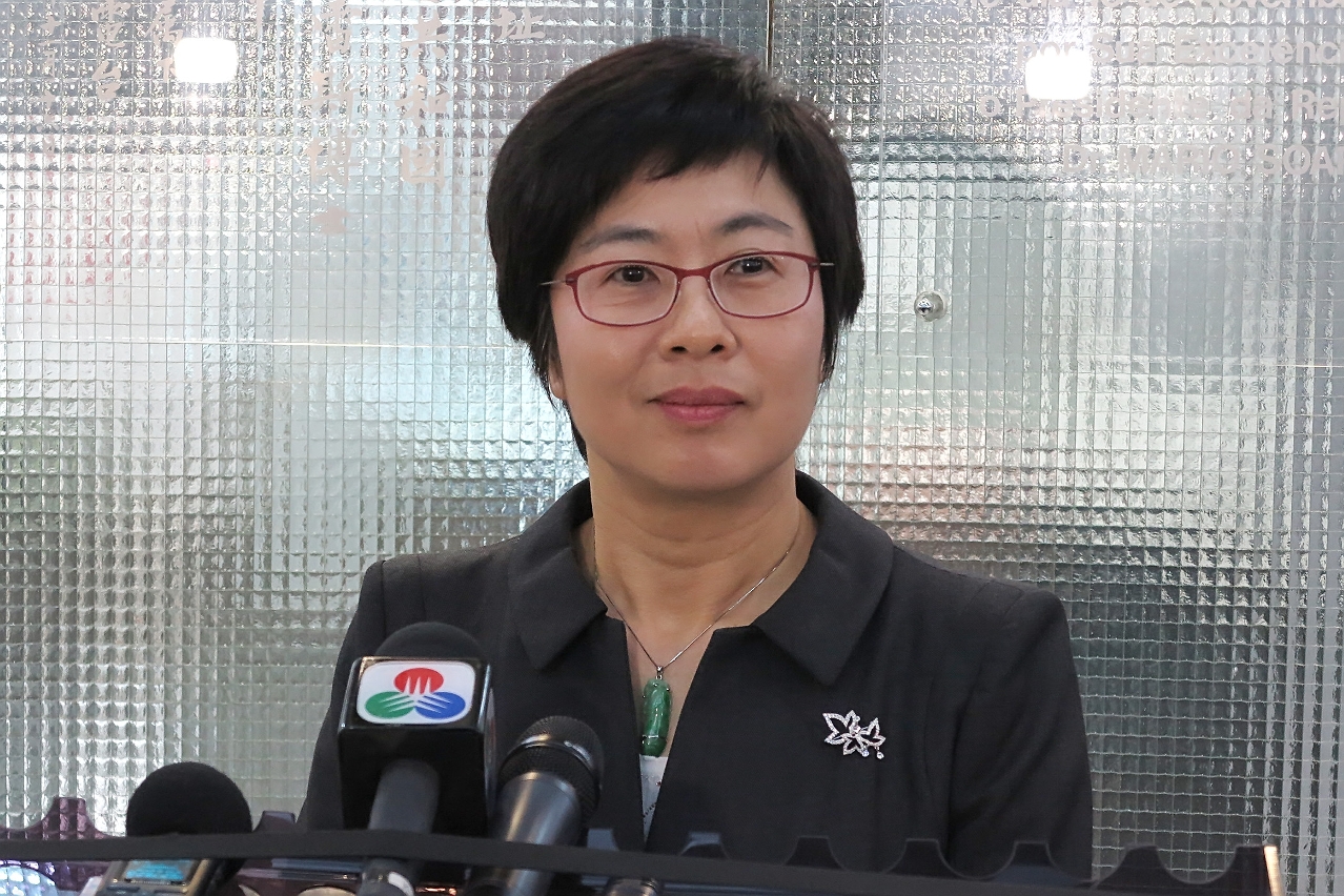 行政法務司司長陳海帆接受傳媒訪問