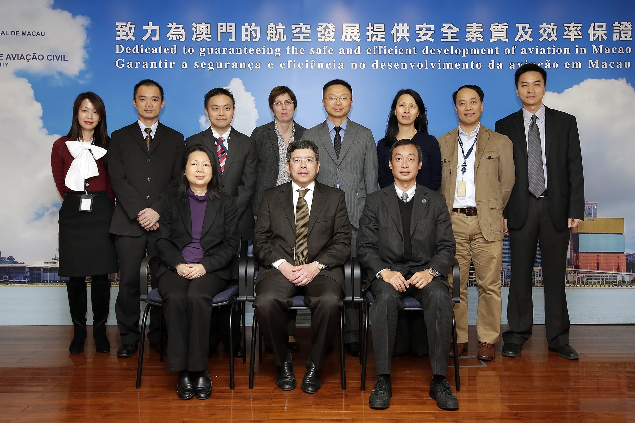 羅立文司長與民航局領導主管合照