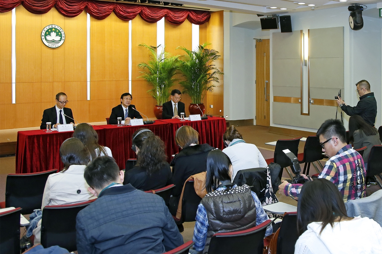 政府發言人辦公室就設立人才發展委員會舉行新聞發佈會
