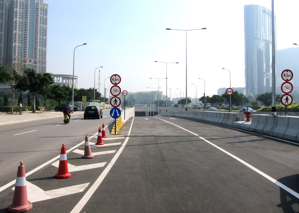 路氹連貫公路圓形地下層行車道明日中午啟用