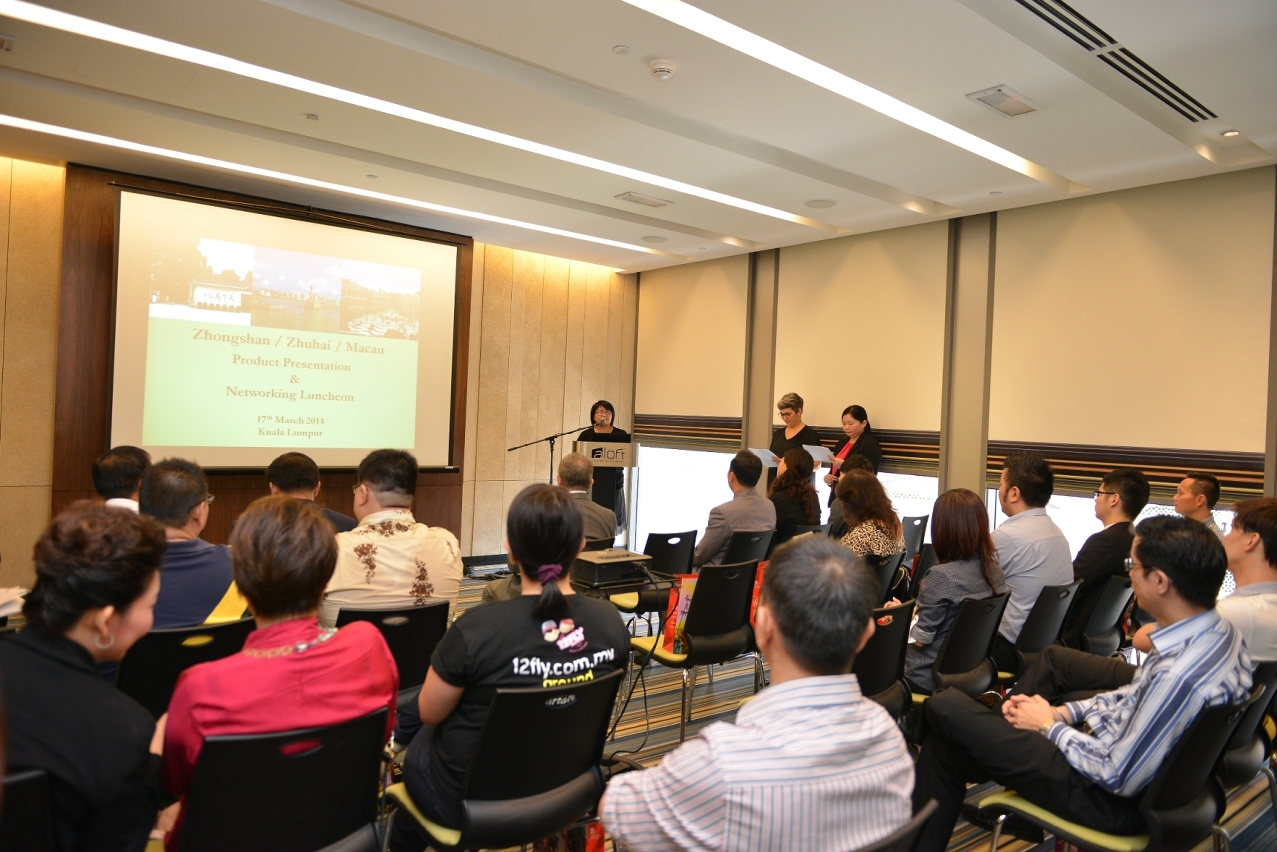 Tens of industry partners from Malaysia join the product presentation