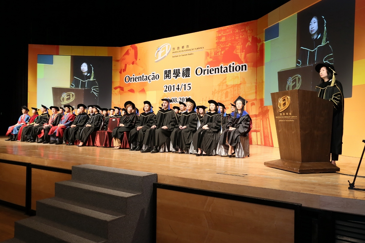 Dr. Fanny Vong, President of IFT delivered the Welcome Speech