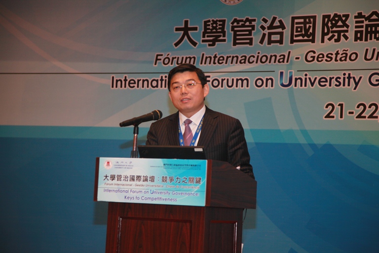 3.Tsinghua University’s Faculty of Law Dean Prof. Wang Zhenmin holds that whether or not a university has an independent legal status determines its development
