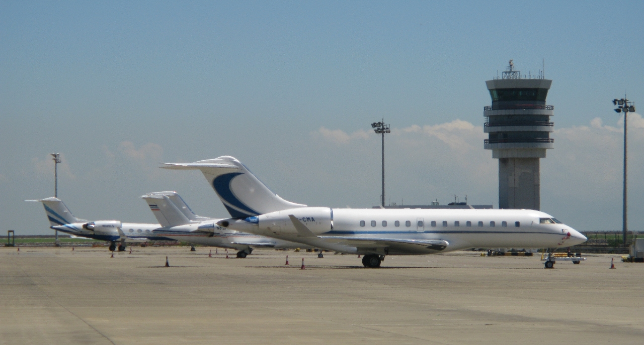 The private and business jet flights have continued to grow, the first seven months of 2013 reported for 774 movements, an increase of 13% compared to last year.