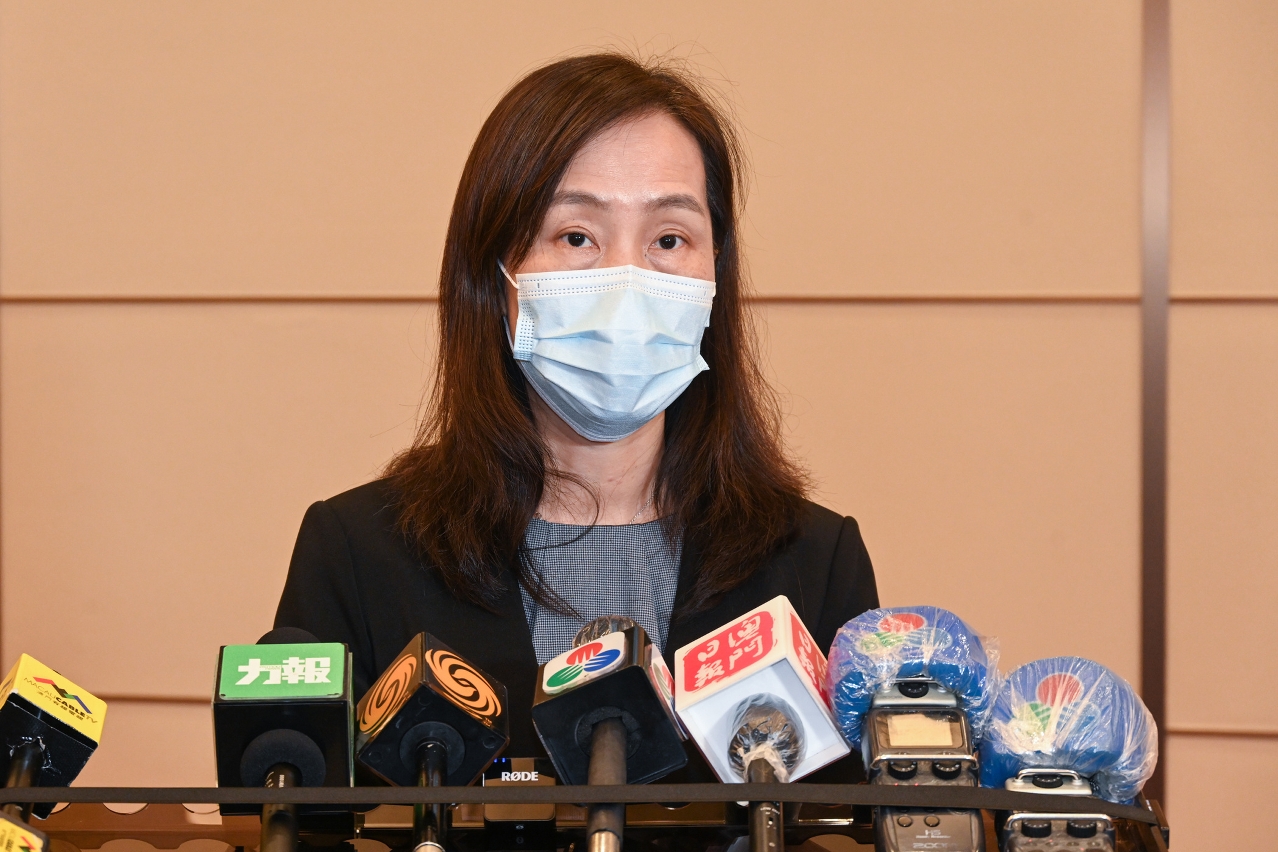 The Secretary for Social Affairs and Culture, Ms Ao Ieong U, speaks to reporters.