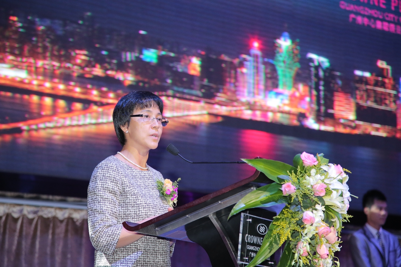 Director Senna Fernandes addresses the function