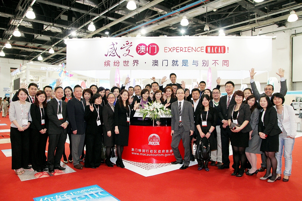 Photo of Macau delegation at the Macau booth