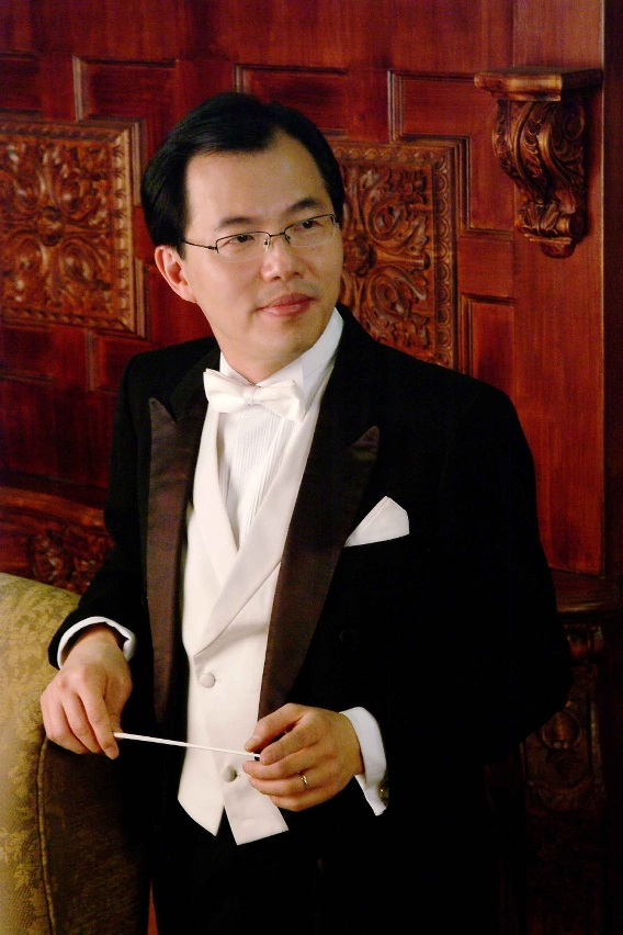 著名指揮梁以信