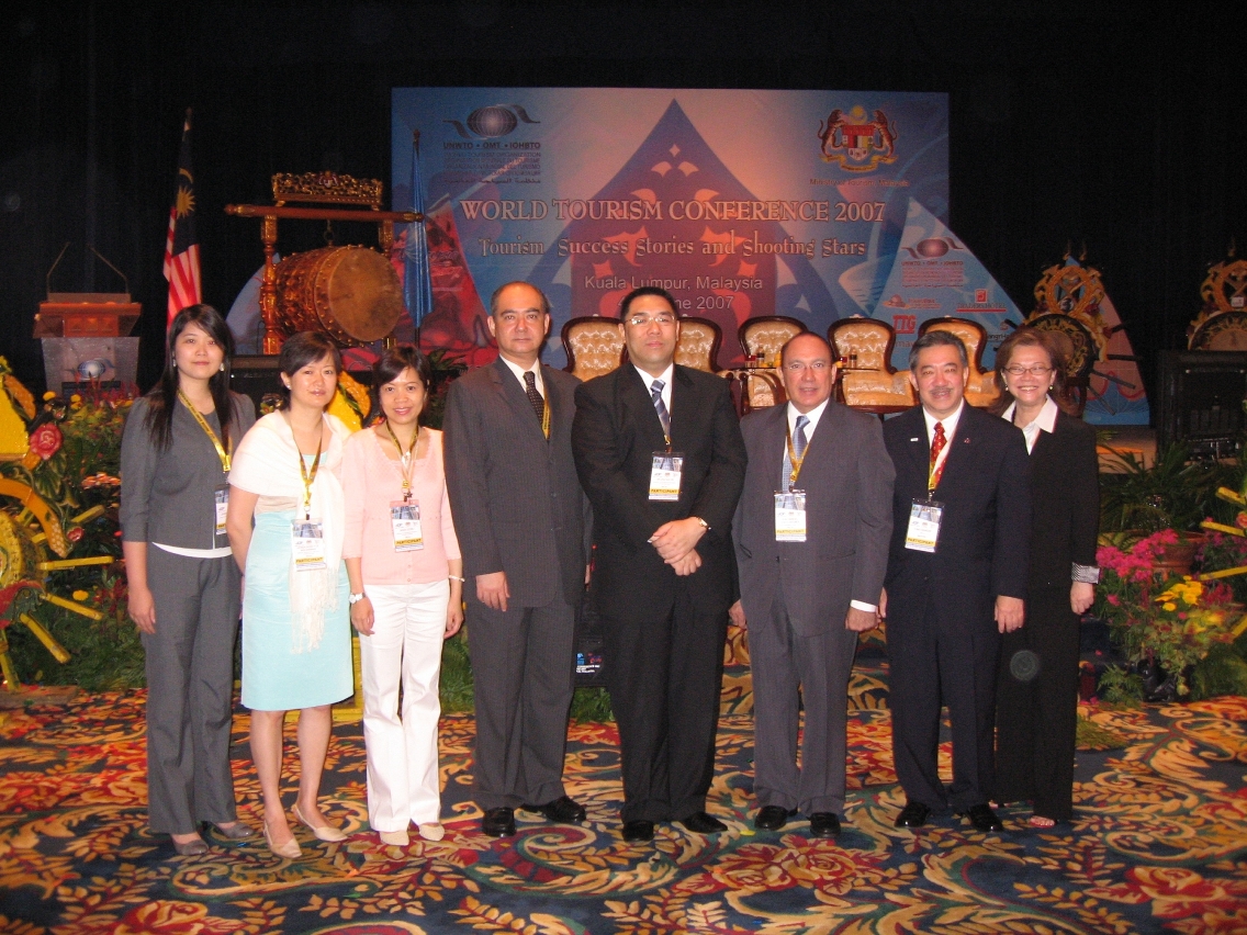 崔世安率團出席在吉隆坡舉行的「世界旅遊會議」開幕式