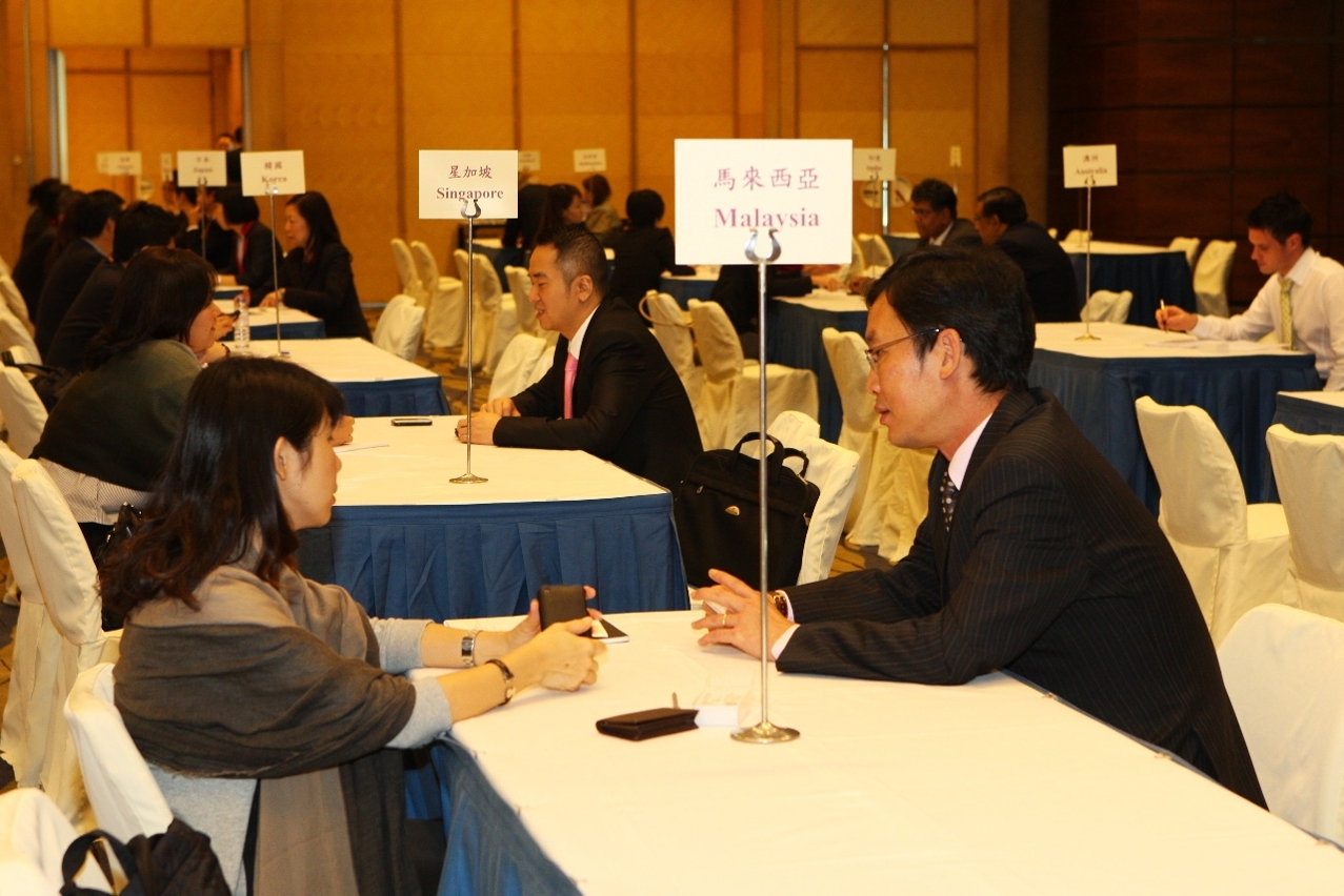 Local trade partners meet with MGTO representatives at mini mart
