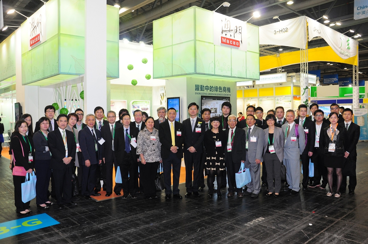 A DSPA organizou uma delegação chefiada pelo director Cheong Sio Kei e participou na Expo Internacional Ambiental de 2013