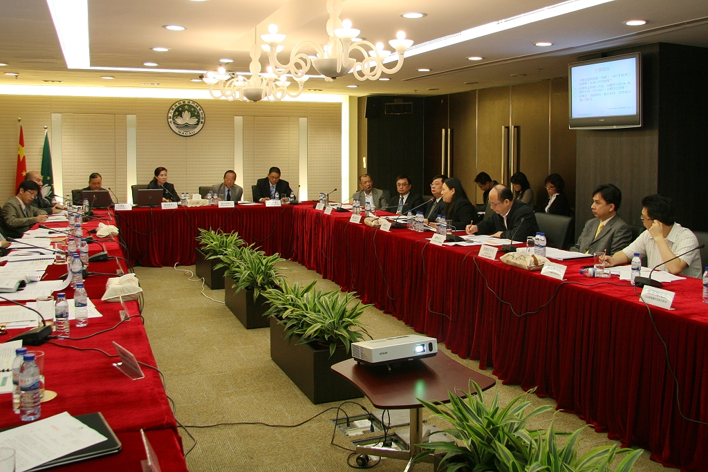 CEEDS realizou duas reuniões internas de discussão no âmbito do projecto de revisão do Plano Conceptual para o Desenvolvimento Urbano de Macau