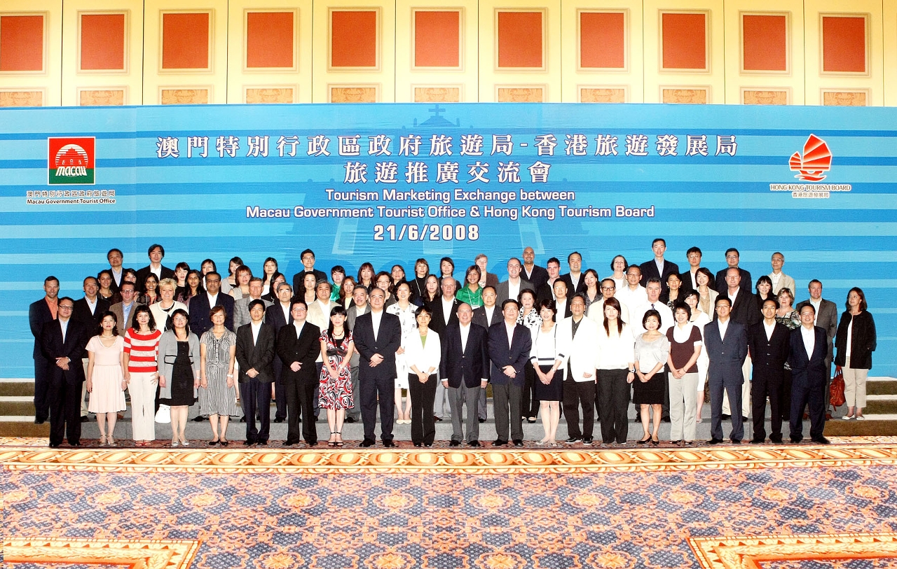 Officials and worldwide representatives of MGTO and HKTB.