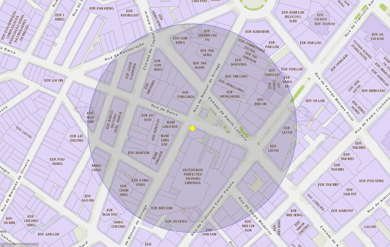A área de risco com um raio de 100 metros, delimita o Cruzamento entre a Rua da Barca e Rua de Manuel de Arriaga