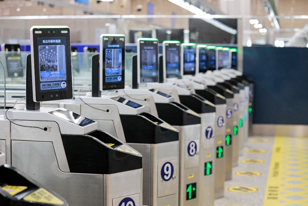 “Smart Immigration Clearance” Launched at Hengqin Port Facilitating Flow of People between Macao and Hengqin